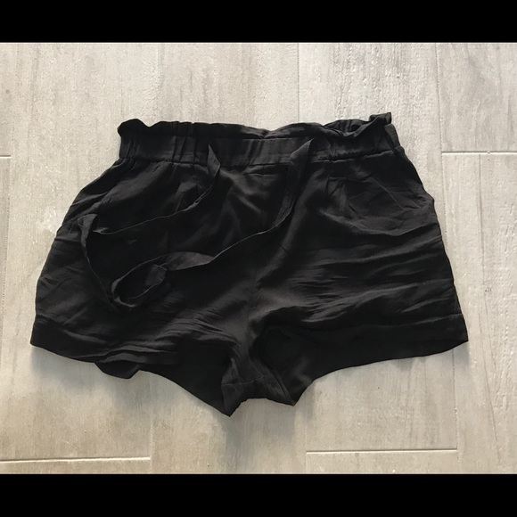 Fashion Nova High Waisted Paper Bag Style Shorts - Picture 8 of 8